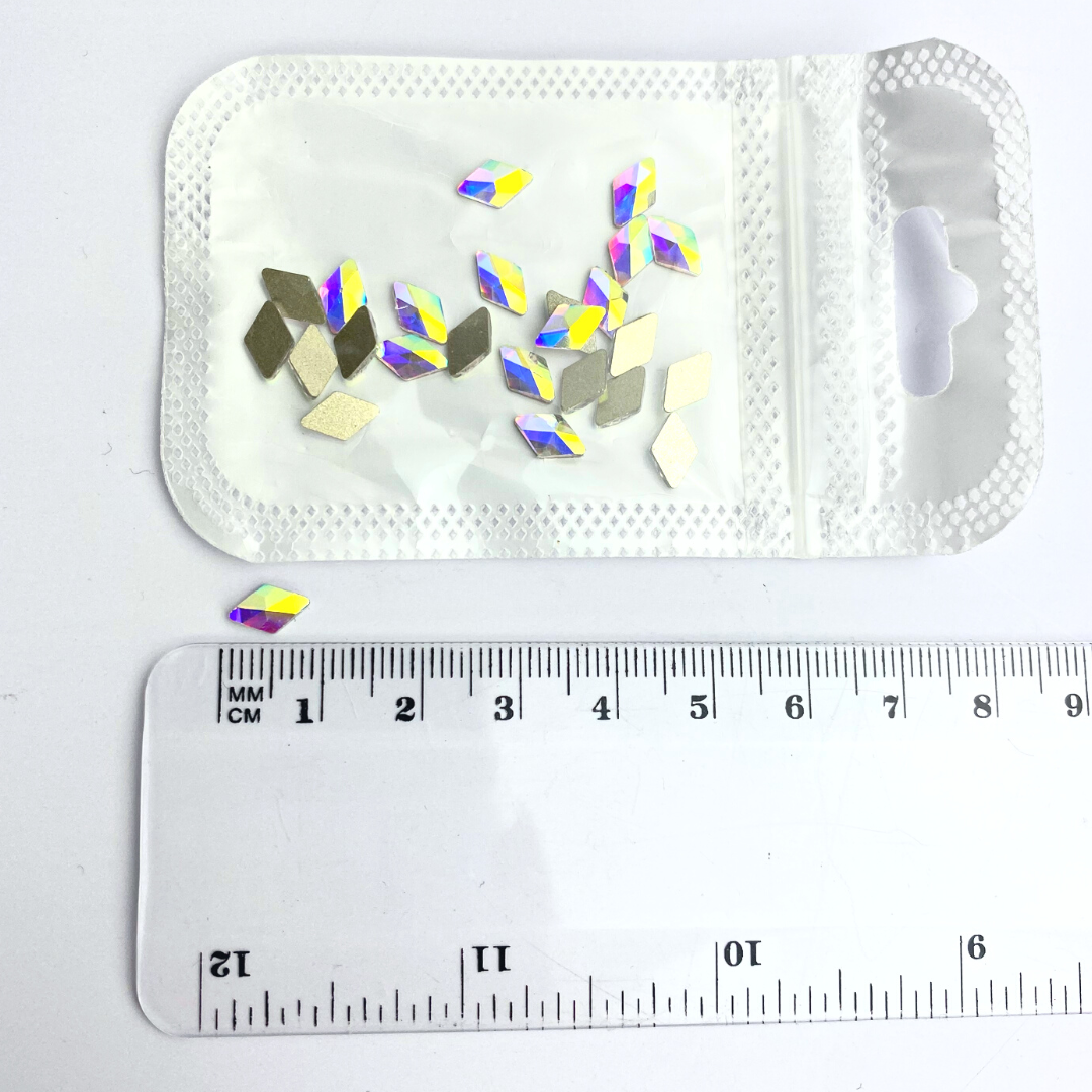 Medium Diamond Rhinestone - #104