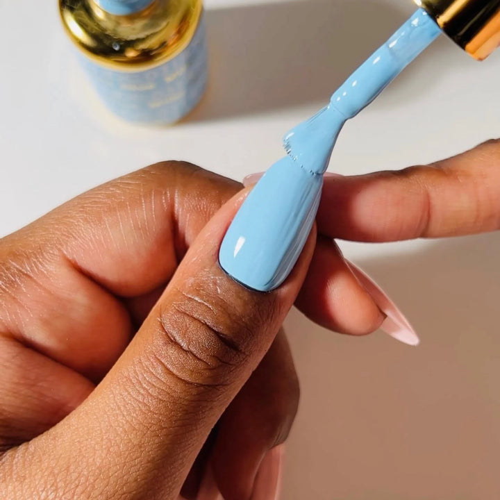 #031 DND DC COLOR DUO Milky Blue