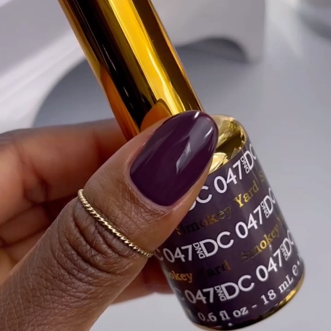 #047 DND DC COLOR DUO Smokey Yard