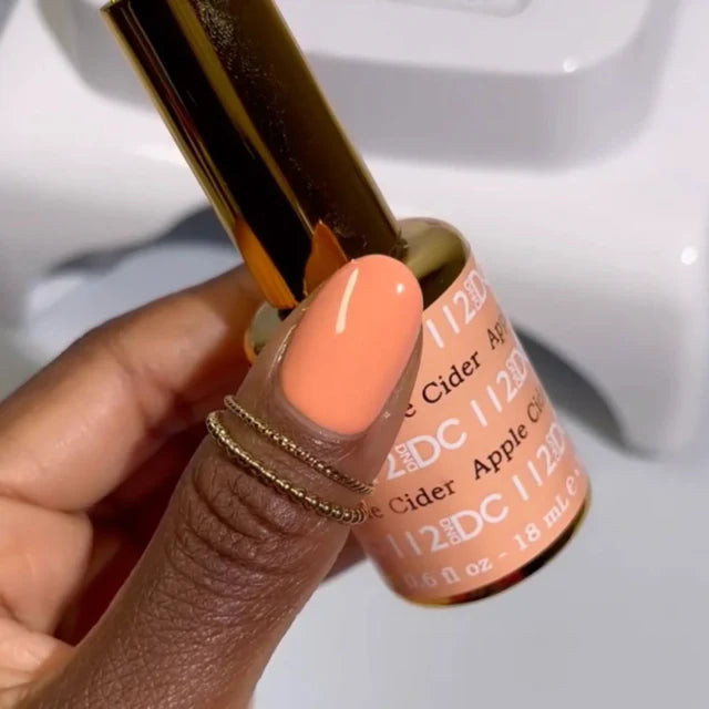 #112 DND DC COLOR DUO Apple Cider