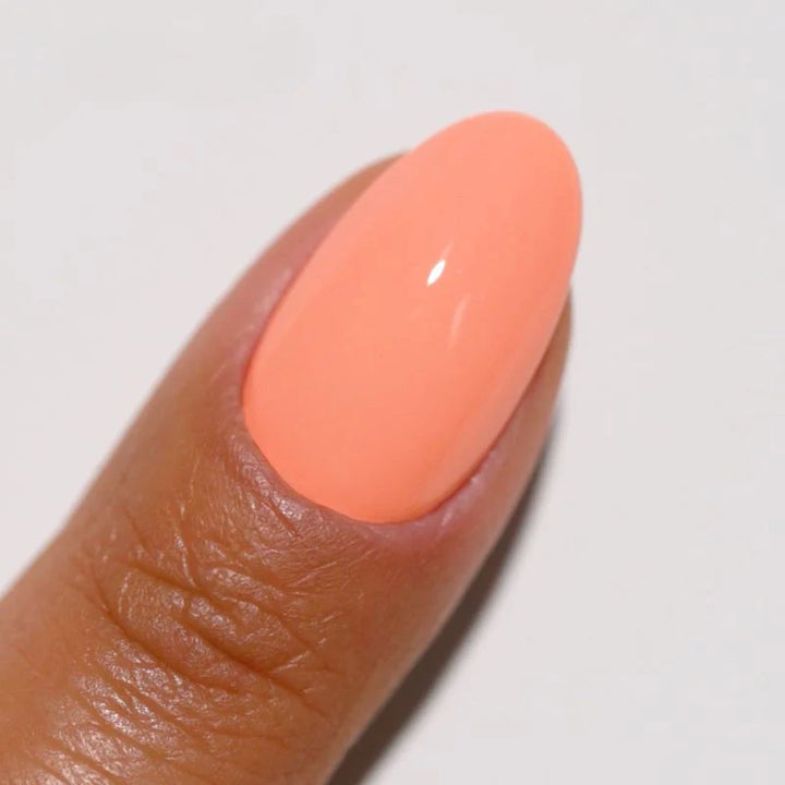 DND DIVA - #145 Crème Peach