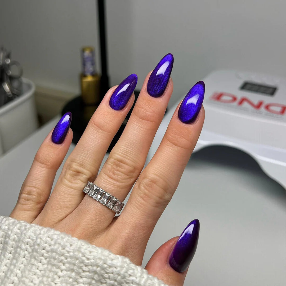 DND DIVA 9D Cat Eye Glassball #03 - Puma Purple