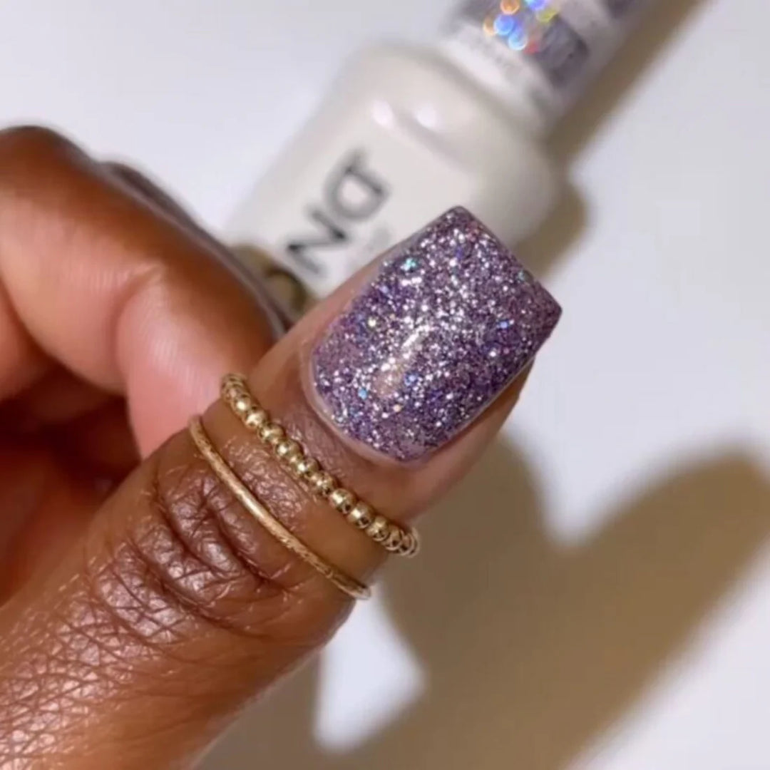 #912 DND Lavender Aura