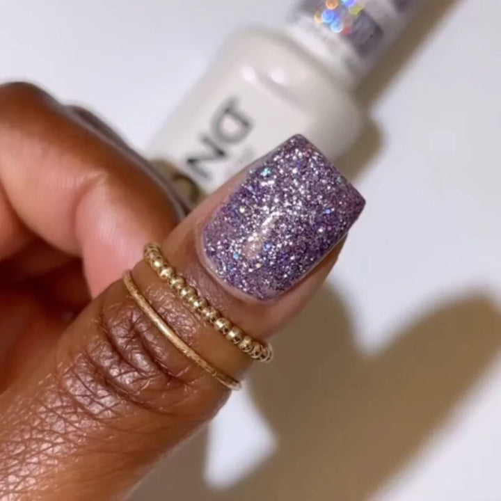 #912 DND Lavender Aura