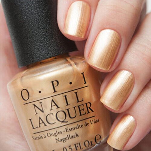 HR F13 - Rollin'In Cashmere - OPI Nail Lacquer 15ml